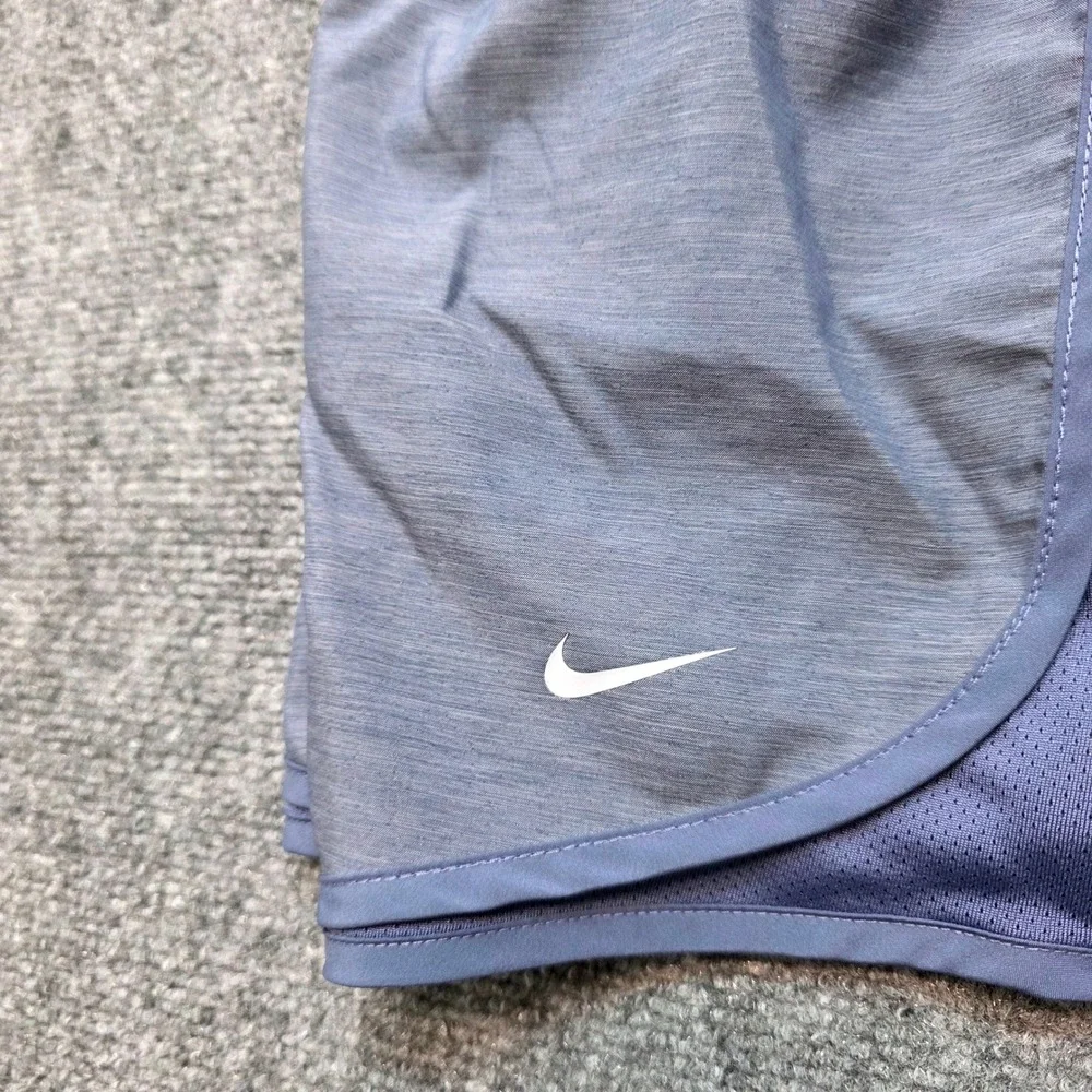 Nike Dri-FIT Women's Large Blue Heathered Running Shorts 3 Inseam Mesh Inset Gym